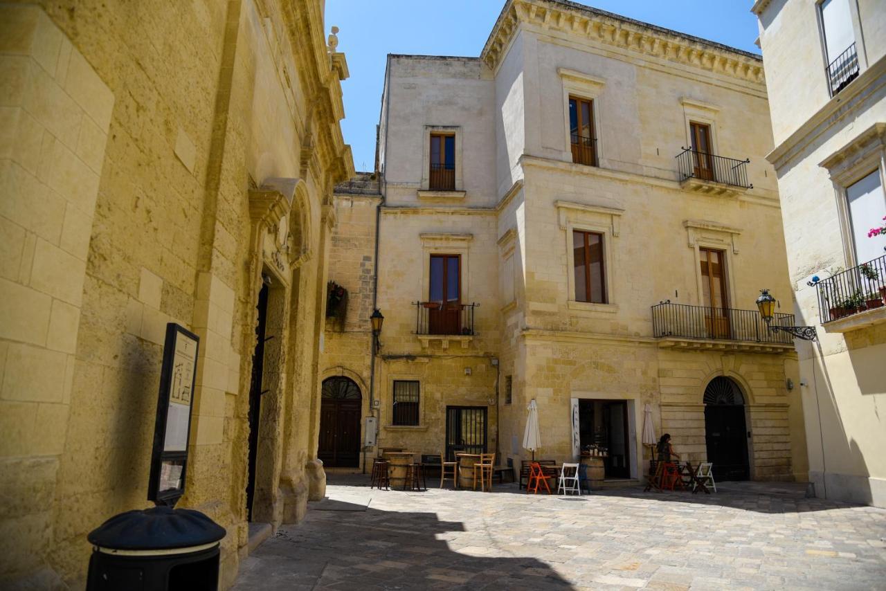 B&B Demetra Appartamenti Lecce Exterior foto